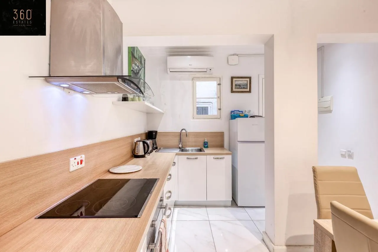 Mesmerising Views For A 2Br Apt In The Capital By 360 Estates Valletta Malta
