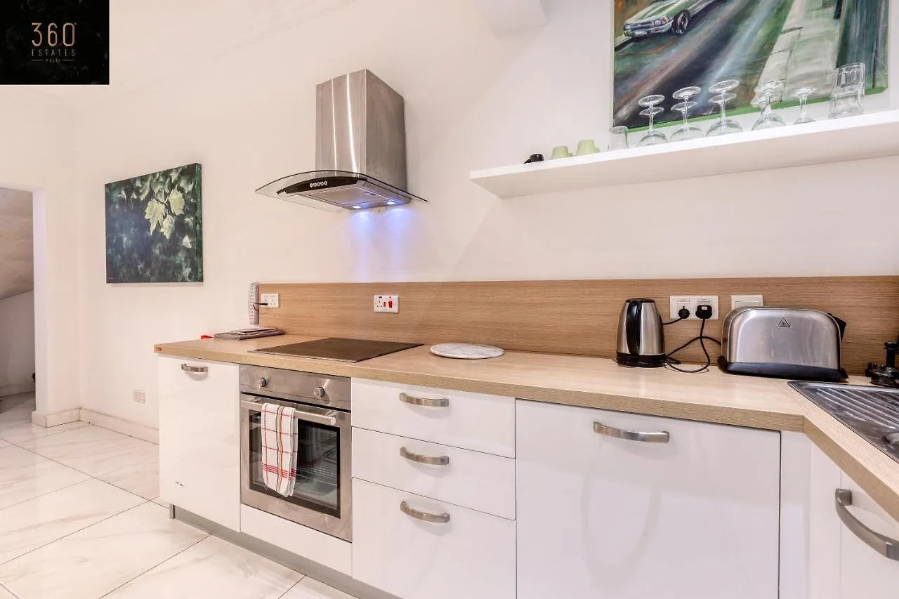 Mesmerising Views For A 2Br Apt In The Capital By 360 Estates Valletta
