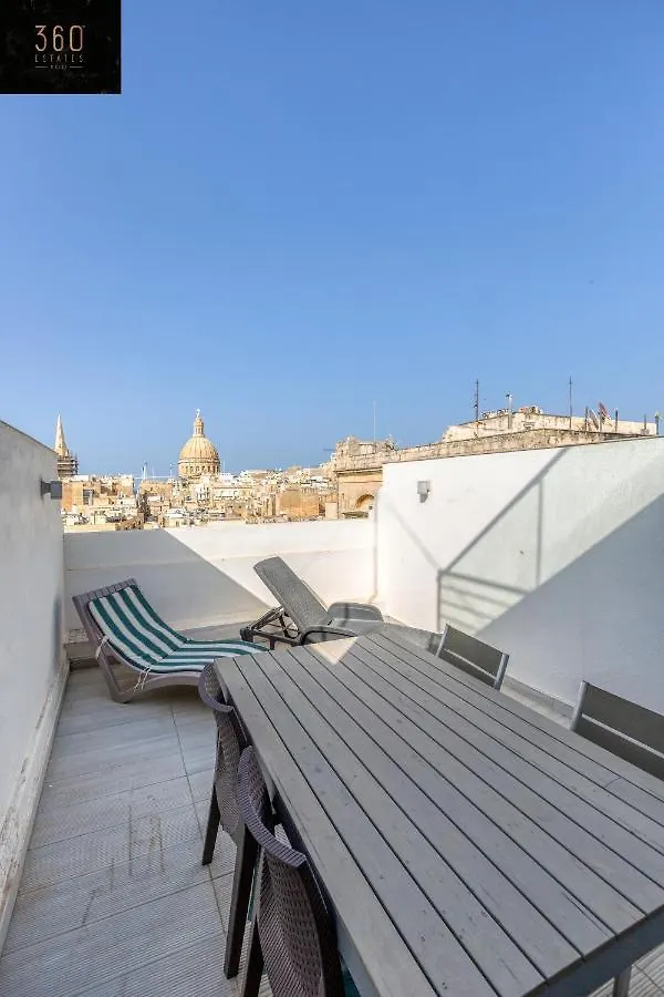 Apartment Mesmerising Views For A 2Br Apt In The Capital By 360 Estates Valletta Malta